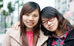 精品卡一卡二卡三国色天香